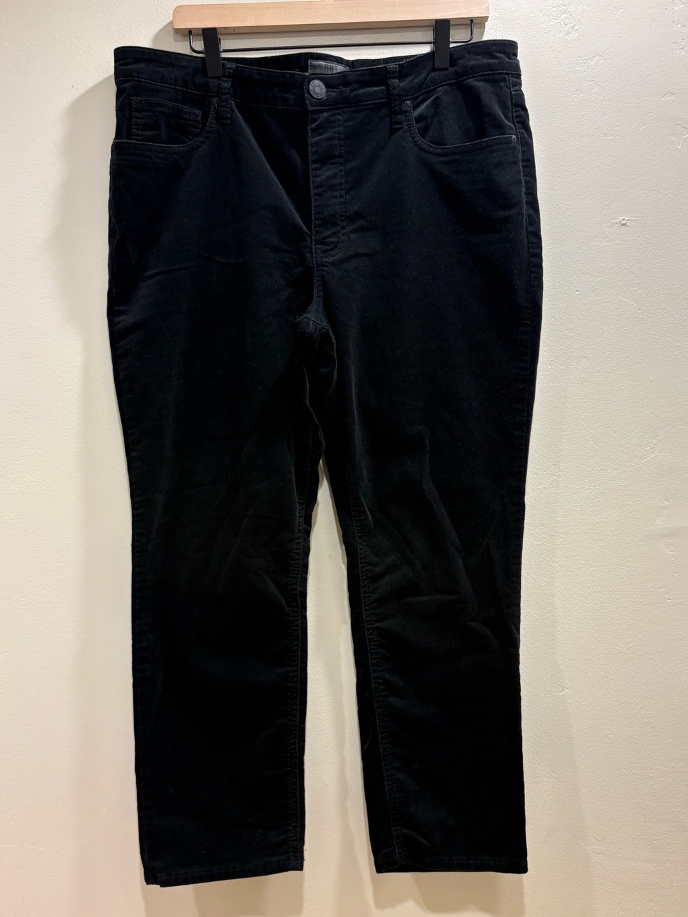 KUT from the Kloth Black Corduroy Pants 14P Petite Straight Leg